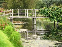 Hever Castle and Gardens 1086307 Image 6